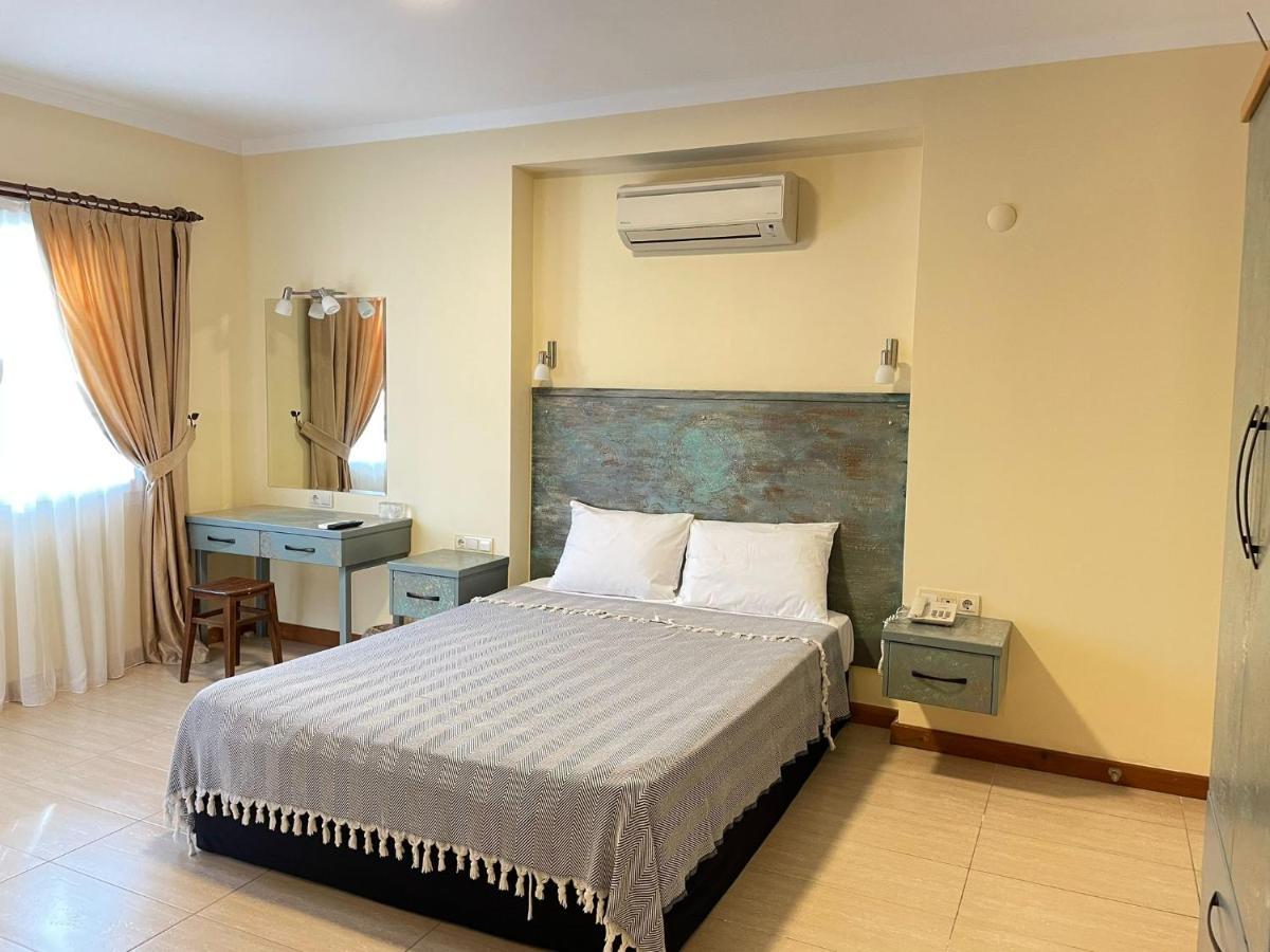 Hotel Dalos Гьочек Екстериор снимка