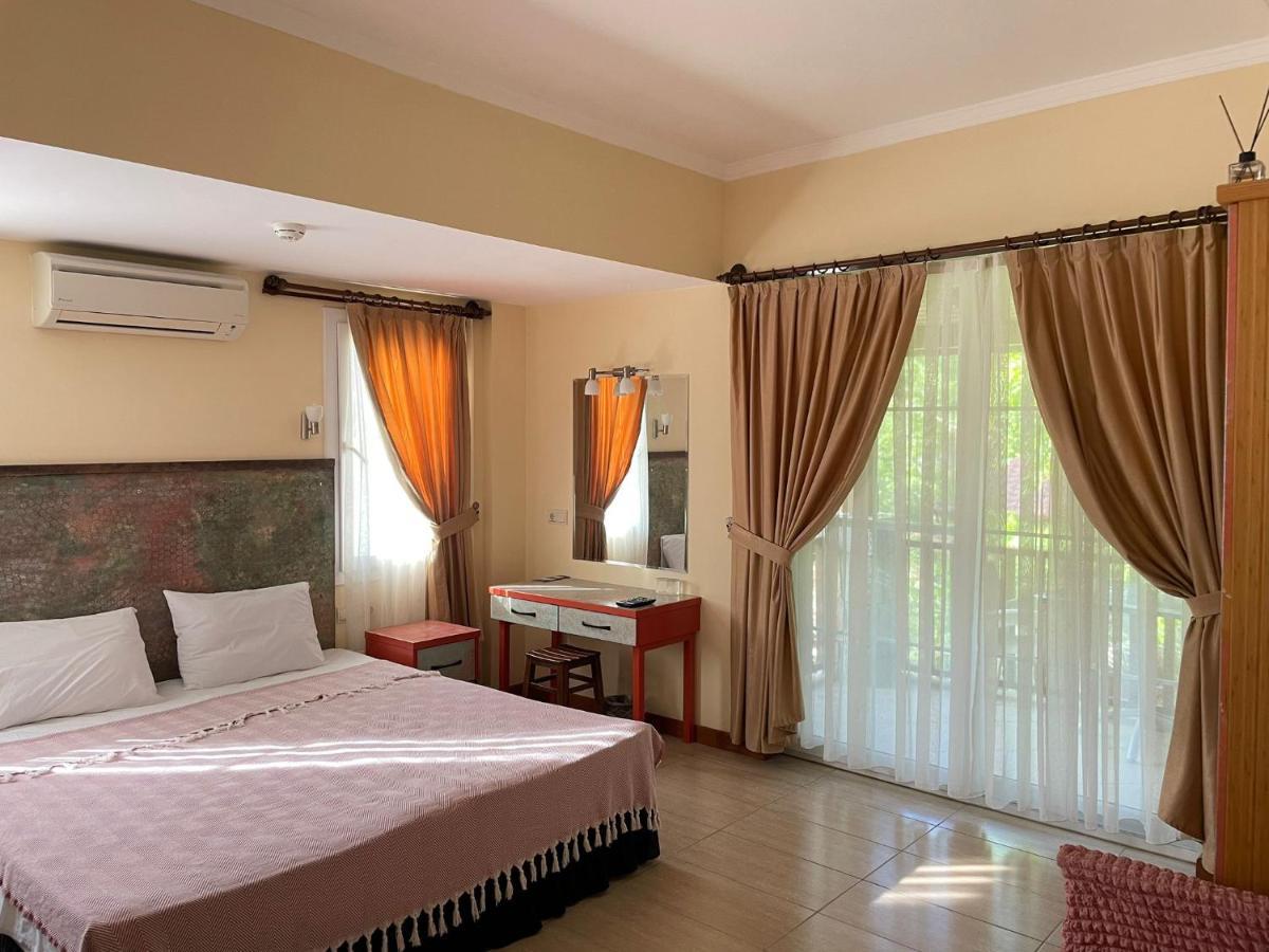 Hotel Dalos Гьочек Екстериор снимка