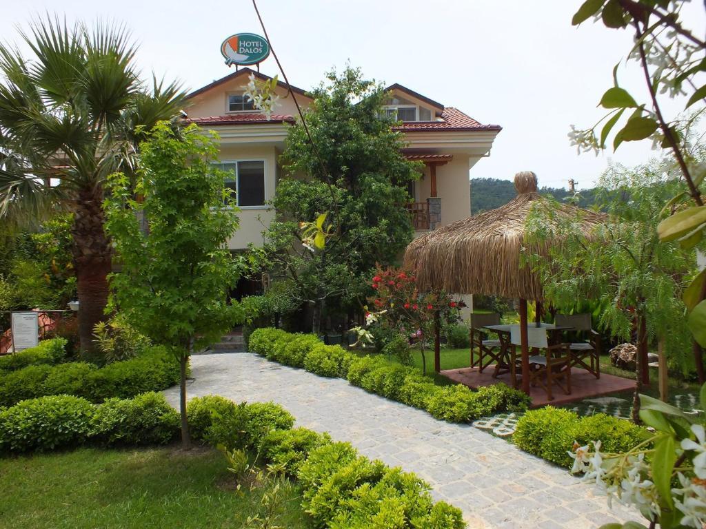 Hotel Dalos Гьочек Екстериор снимка