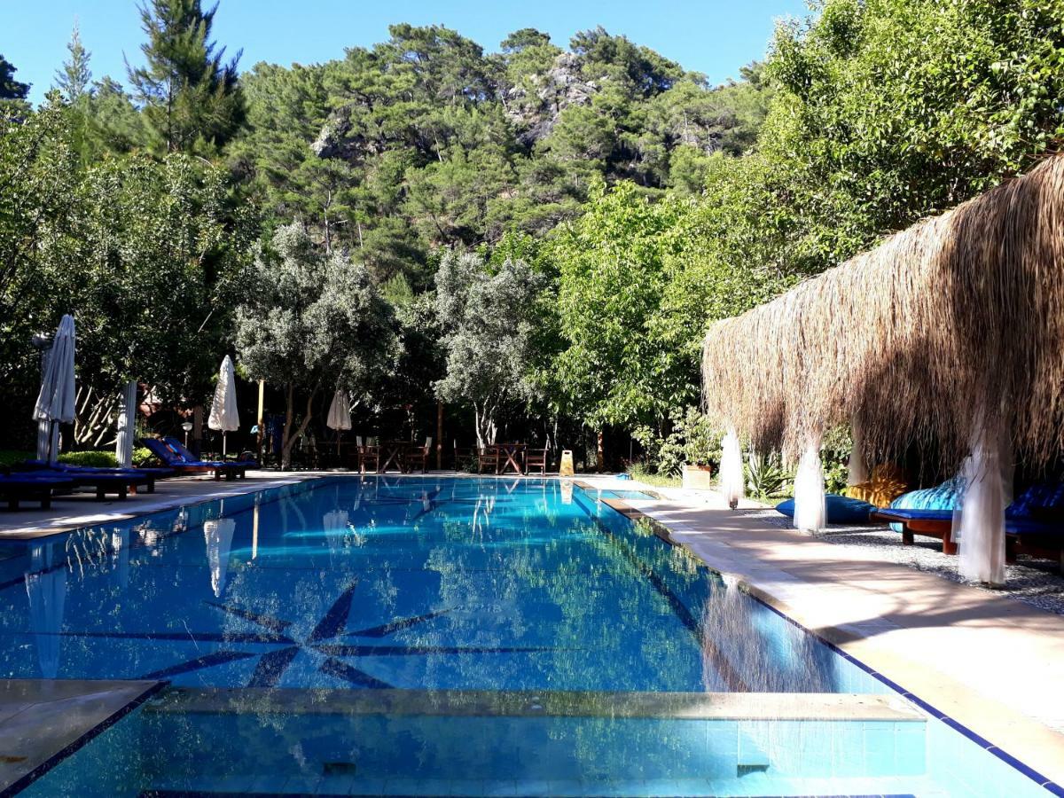 Hotel Dalos Гьочек Екстериор снимка